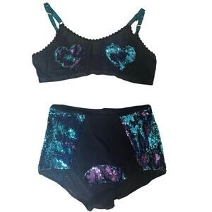 Allihalla flip sequin set.